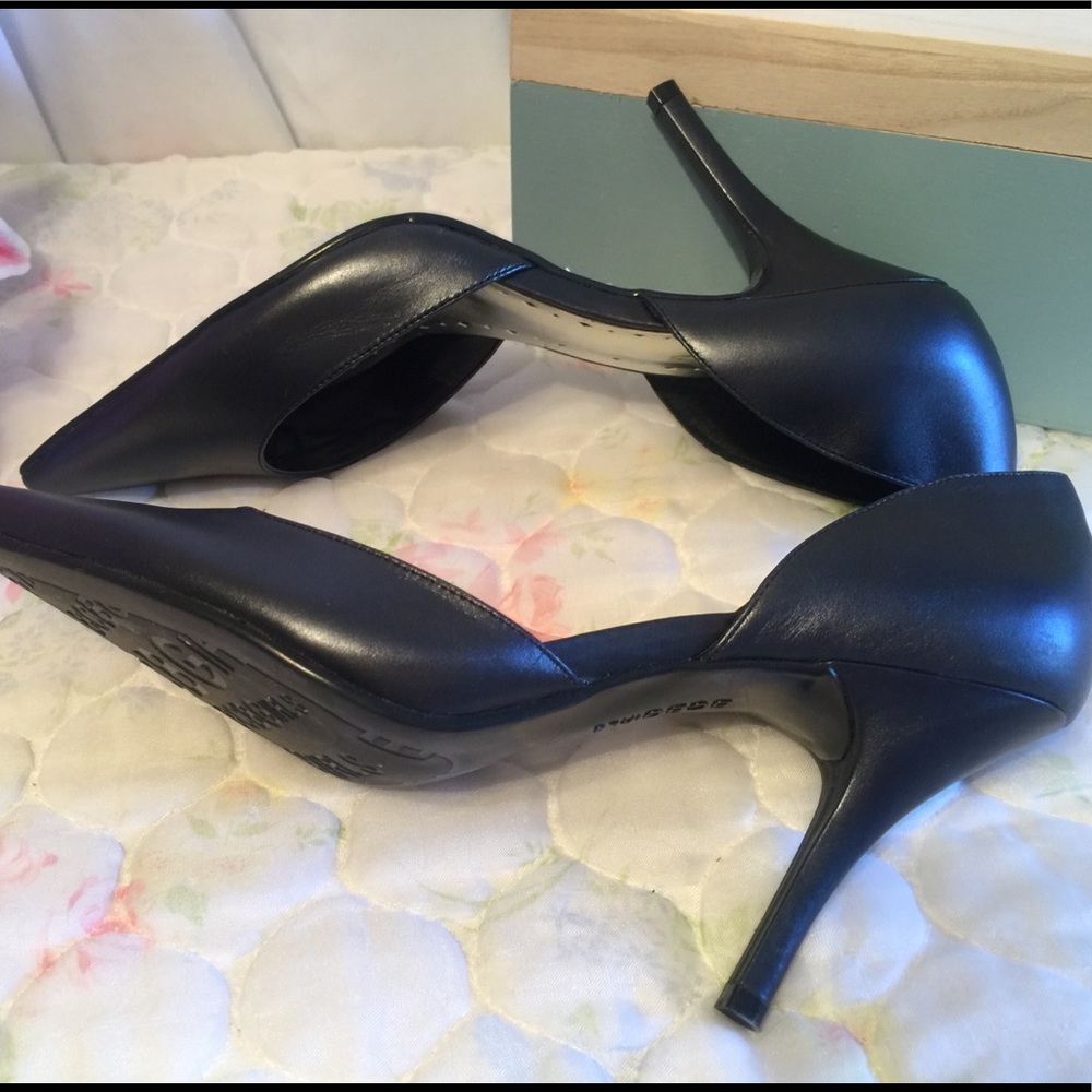 BCBG Girl’s High Heels pumps shoes - Picture 3 of 8